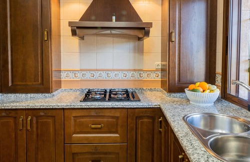 Alhaurín el Grande Cabaña | Cubo's Casa Los Pacificos / wifi gratis / piscina privada