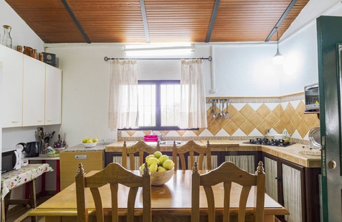 Ardales Cabaña | Cubo's Casa Rural Villa Aitana / piscina privada / cerca caminito del Rey / wifi gratis