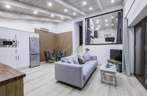 Alhaurín el Grande Cabaña | Cubo's Finca Las Palmeras / piscina privada / wifi gratis