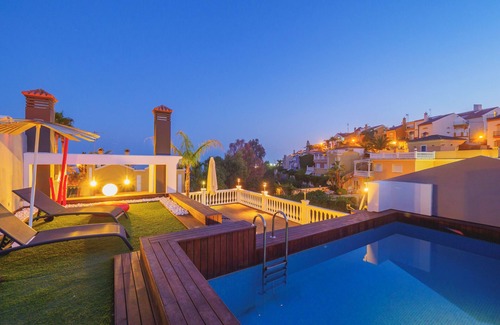Monte Sancha Villa | Cubo's Gibralfaro House Center / piscina privada / aire acondicionado