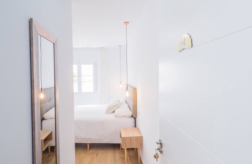 Torre de Benagalbon Cama Y Desayuno | Cubo's Hostal William's Sunny 4 / wifi gratis / aire acondicionado