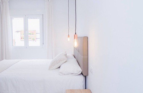 Torre de Benagalbon Cama Y Desayuno | Cubo's Hostal William's Sunny 4 / wifi gratis / aire acondicionado
