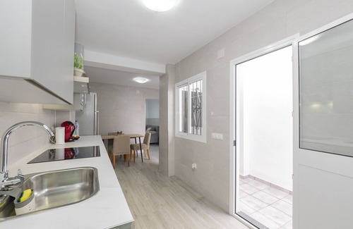 Pedregalejo Playa Apartamento | Cubo's Sea House Pedregalejo / cerca de playa / urbano / wifi gratis