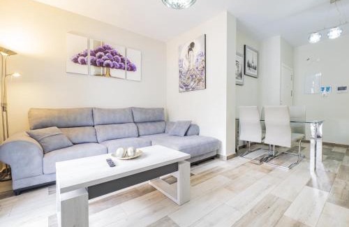 Alhaurín el Grande Apartamento | Cubo's Urban Suite Town Centre