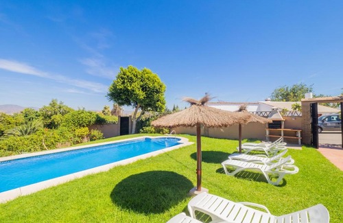 Alhaurín de la Torre Villa | Cubo's Villa Plumaria de Alhaurin