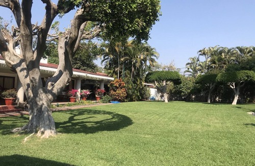 Tres de Mayo Casa | “Cuernavaca’s House”