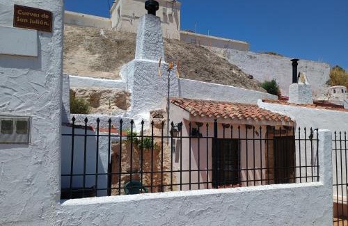 Estación de Chinchilla Apartamento | Cueva a 10 min de Albacete