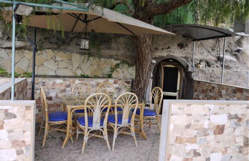 Aldea Blanca Casa | Cueva Sasha