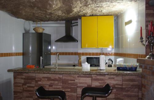Aldea Blanca Casa | Cueva Sasha