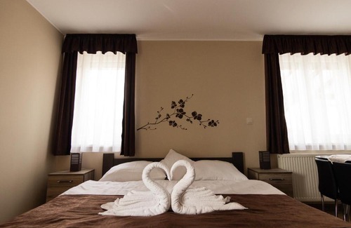 Zirc Apartamento | Cuha-gyöngye Apartmanház