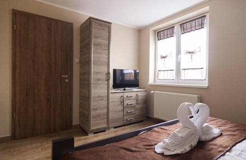 Zirc Apartamento | Cuha-gyöngye Apartmanház