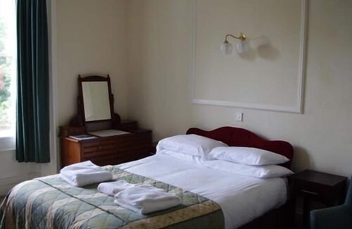 Kilmelfort Hotel | Cuilfail Hotel