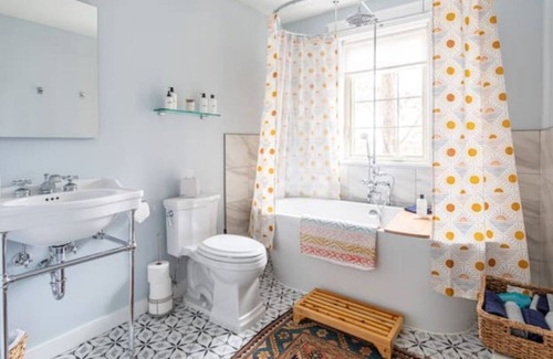 Town of Marbletown Apartamento | Cultivate Quietude: Beautiful views, Modern design