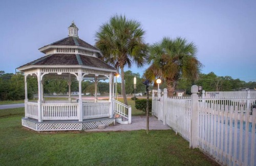 St. Marys Hotel | Cumberland Kings Bay Lodge