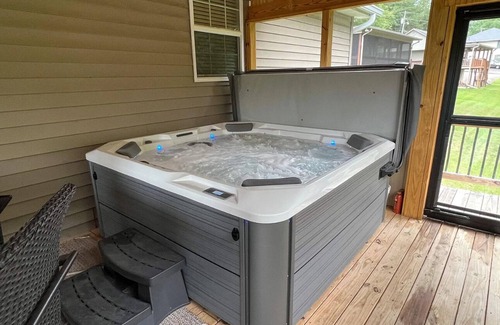 Monticello Casa | Cumberland Lake House W/ Hot Tub