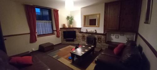 Tebay Casa | Cumbrian cottage, sleeps 6, in convenient location