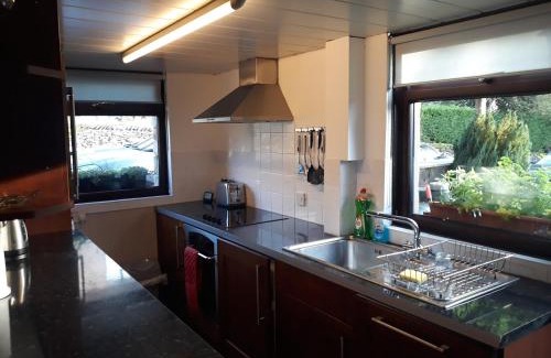 Tebay Casa | Cumbrian cottage, sleeps 6, in convenient location