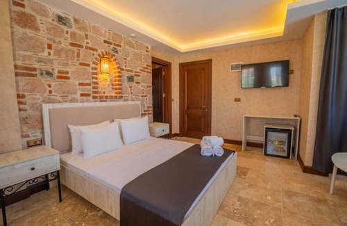 Mithatpasa Cama Y Desayuno | Cunda Tasci Otel
