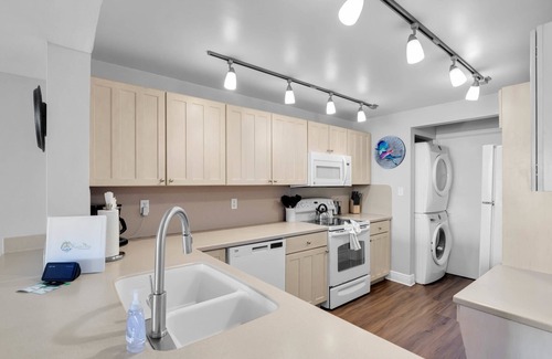 Meadows Condominio | Curaçao Key West 2BR Condo w/ Pool&Waterfront Dock