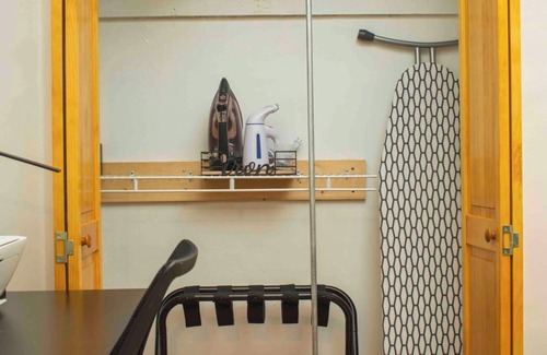 Cleveland Apartamento | 2bd-1bath/Free Parking~Case Western/University Cir