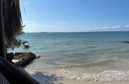 Bocachica Cabina | Isla La Curiosa