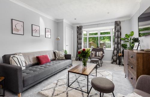 Thornton-Cleveleys Casa | Curlew - 3 Bedrooms Wi-Fi, Parking, Contractors