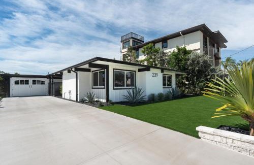 South Island Casa | Curlew Beach Cottage by Sun Palace Vacations