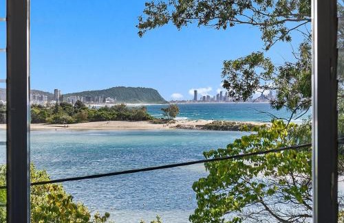 Currumbin Casa | Currumbin Beachfront Haven