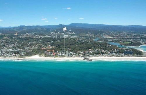 Currumbin Casa | Currumbin Sanctuary Beach Abode