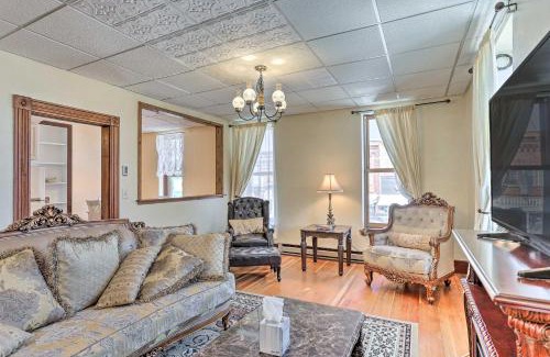Custer Apartamento | Custer Apt in Heart of Town Shop, Dine, Hike
