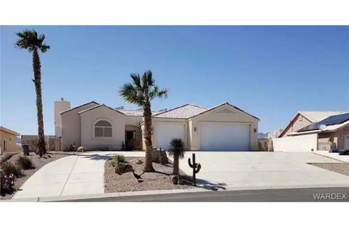 Sunridge Estates Casa | Custom 4 bdrm with Granny Suite and Infinity Pool