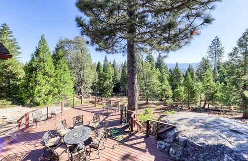 Granite Ridge Casa | Casa familiar de montaña personalizada con sala de juegos, bañera de hidromasaje y vistas panorámicas