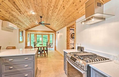 Weaverville Cabina | ¡NUEVO! Custom Creekside Cabin 15 Mi de Asheville!