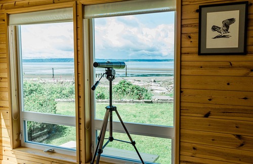Maxwelton Casa | Custom Family Beach House - Pet & Child Friendly