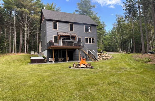 Wilmington Casa | Custom home in the mountains, minutes to all Wilmington has to offer!