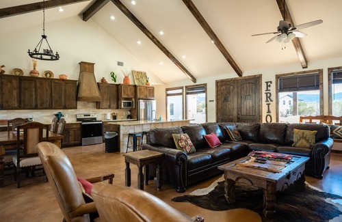Sabinal Casa | Custom Home located in the beautiful Golf Club of Texas