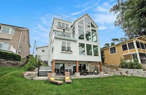 Fennville Casa | Premium Hutchins Lake Front Home en Fennville cerca de Saugatuck