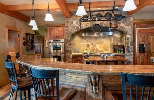 Whitefish Casa | Custom luxury ski-in ski-out Lodge with hot tub, sauna, theater room and more!