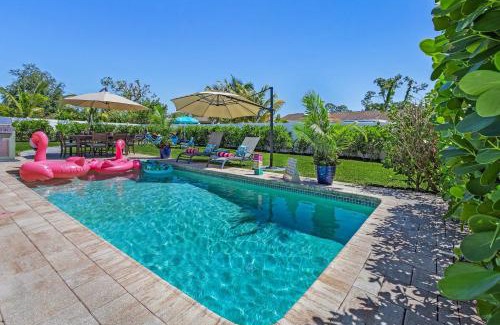 Central Naples Casa | Custom Naples Pool Oasis 3BDR