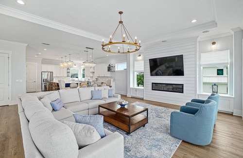 Flagler Beach Casa | Custom Oceanfront Home-putting green, walk to beach/restaurants/entertainment
