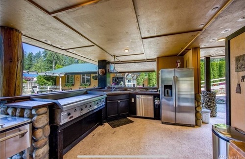 West Hills Casa | Custom, Spacious Lake-Front Log Cabin Estate: Hot Tub Shuffleboard & Pool Table