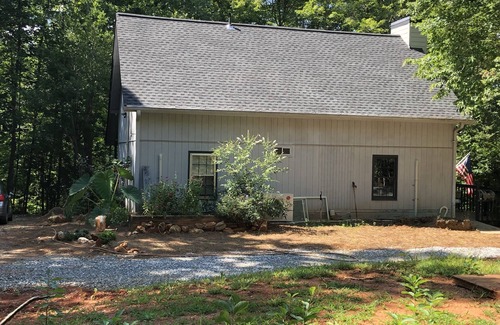 Cleveland Casa | Custom Wood, Trout Stream, Natural Beauty Privacy 2Br 2Bath, 1Acre, Immaculate