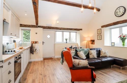 Oswestry Casa | Cut Moch, Plas Moelfre Hall Barns