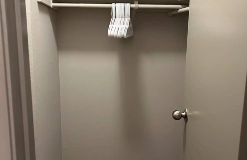 Lexington Apartamento | Cute 1 bedroom, 1 bathroom unit with a pool