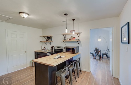 Caddo Heights-South Highlands Apartamento | Cute 2B/1Ba Apartment in South Highlands!