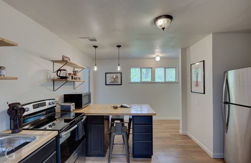 Caddo Heights-South Highlands Apartamento | Cute 2B/1Ba Apartment in South Highlands!