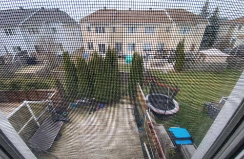 Ottawa Division Casa | Cute 3 bed rooms townhouse in Bridlewood / quite neighborhood