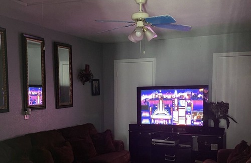 Dallas County Casa | Cute 3bdr with den.