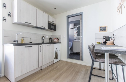 Riou - Petit Juas - Av de Grasse Apartamento | Cute affordable 1-br minutes from Cannes Center