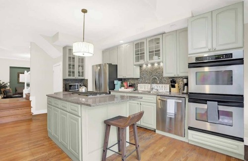 Meridian-Kessler Casa | Cute and Quaint on Carrollton